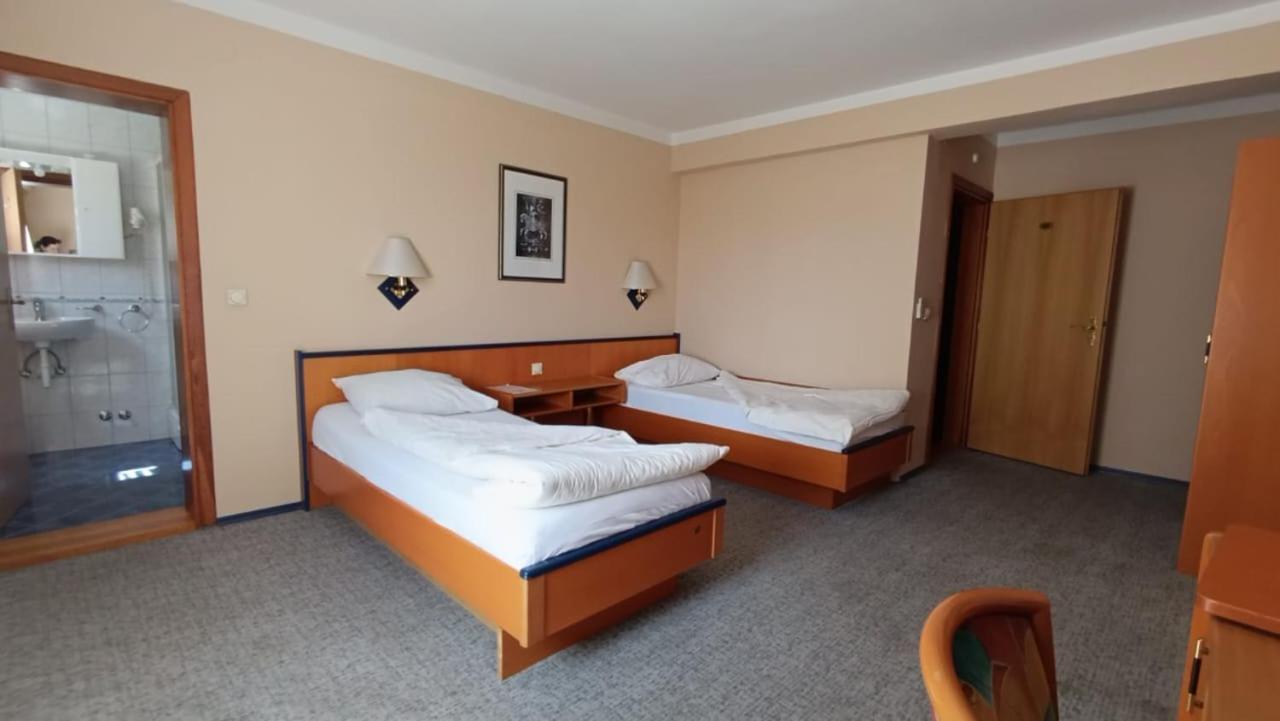 Hotel Delminium Ilidža Esterno foto