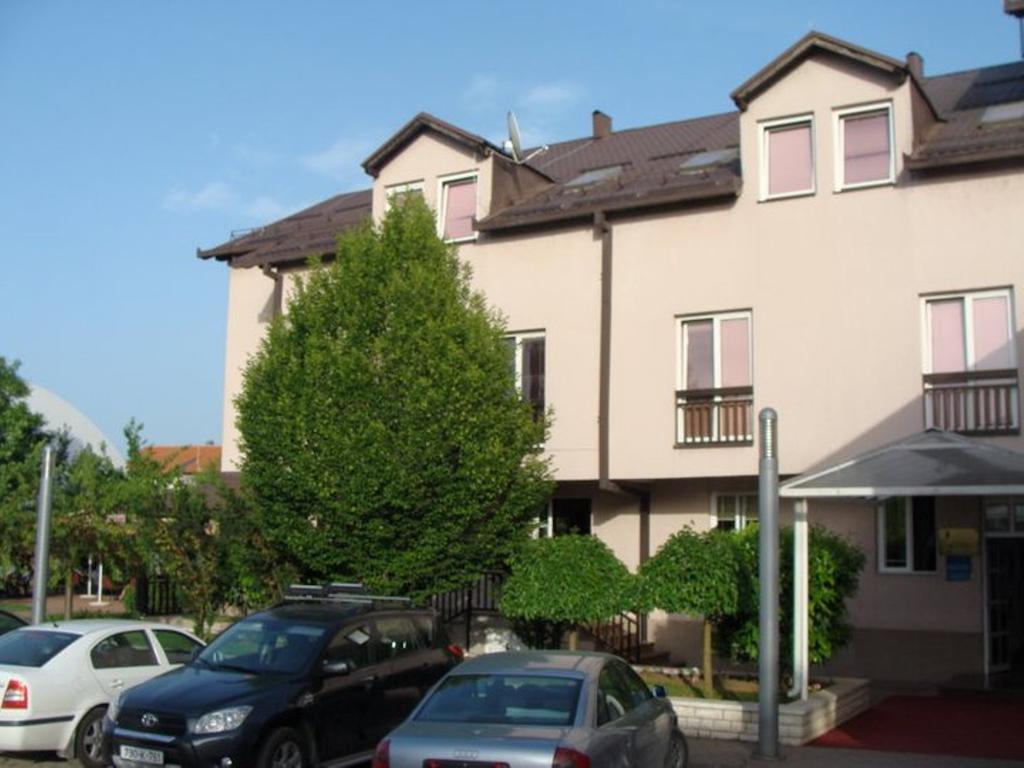 Hotel Delminium Ilidža Esterno foto