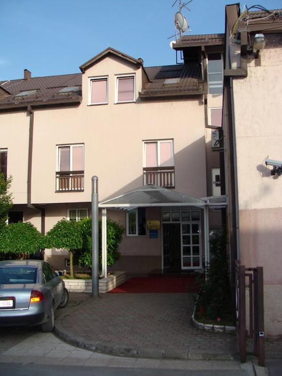 Hotel Delminium Ilidža Esterno foto